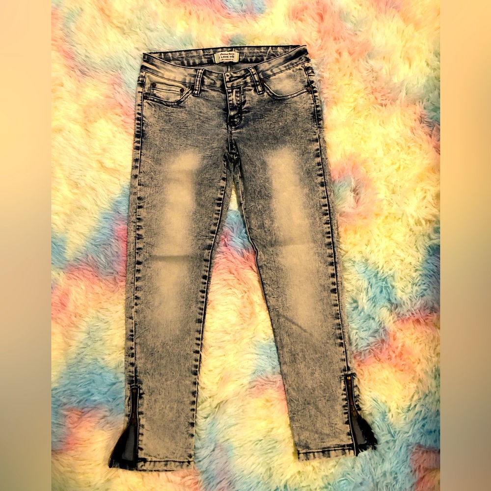 Forever 21 Gray Ankle Jeans